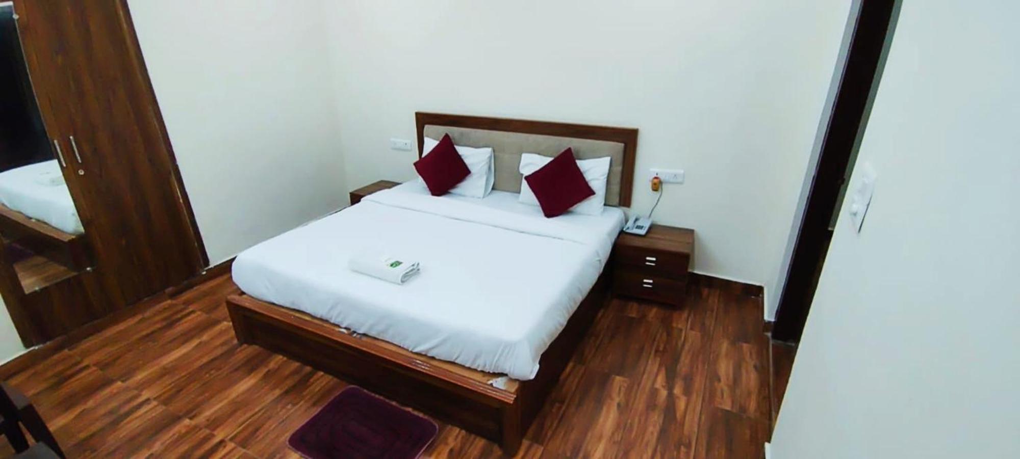 Luxury Rooms In Safdarjung Enclave Near Aiims & Safdarjung Hospital Nové Dillí Exteriér fotografie
