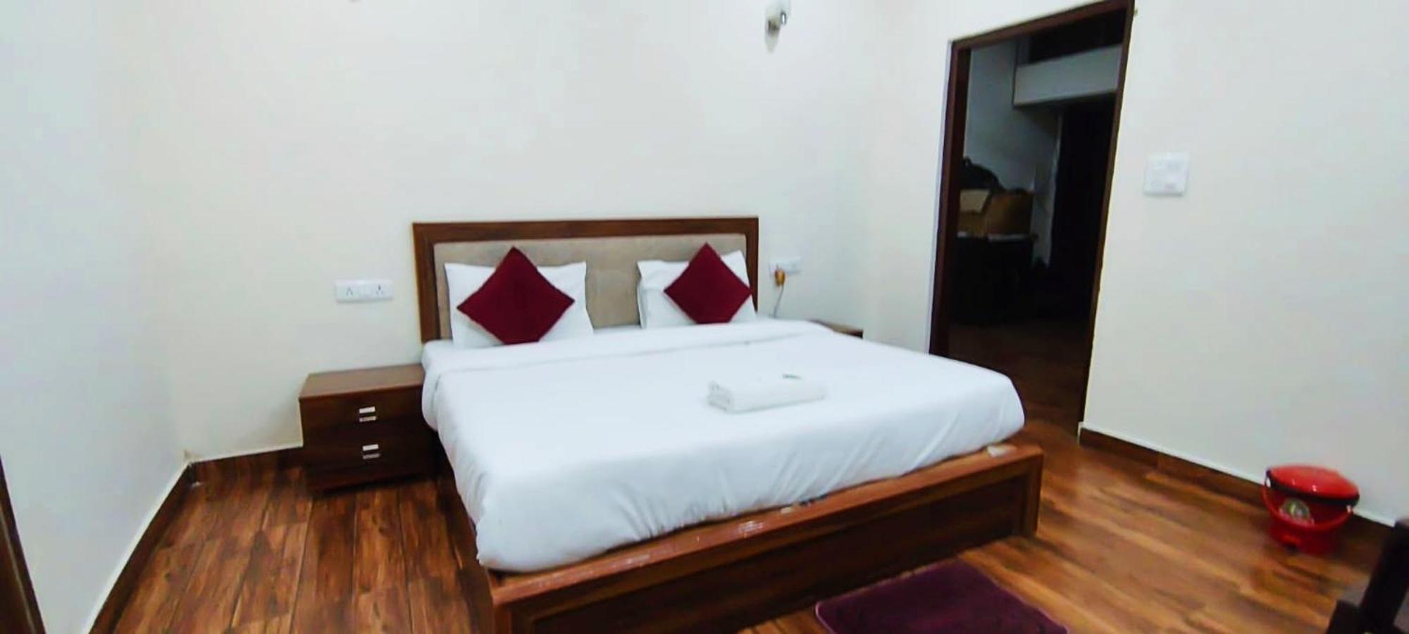 Luxury Rooms In Safdarjung Enclave Near Aiims & Safdarjung Hospital Nové Dillí Exteriér fotografie